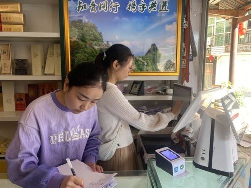 服務(wù)無微不至，滿意無上限——信息咨詢的價(jià)值新高度